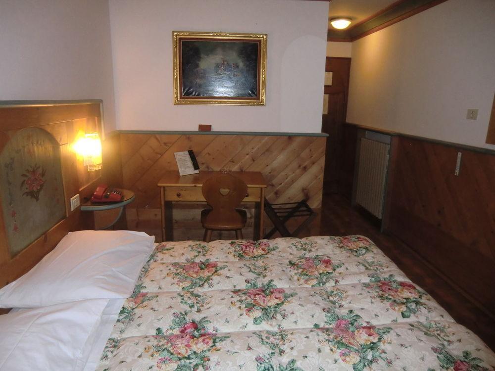 Hotel Alemagna San Vito di Cadore Kültér fotó