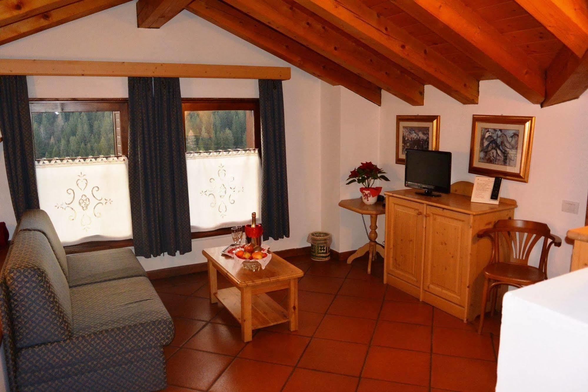 Hotel Alemagna San Vito di Cadore Kültér fotó
